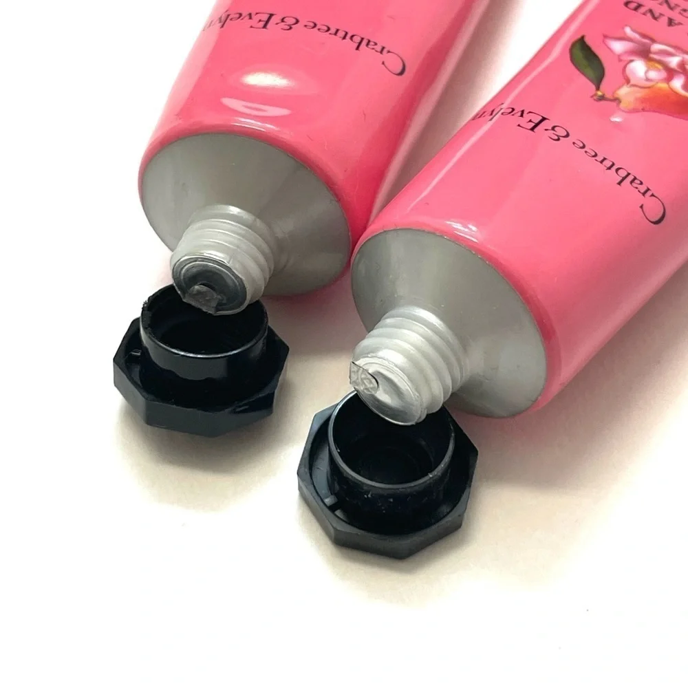 Crabtree & Evelyn Pear & Pink Magnolia Hand Therapy .9 oz Travel Size Lotion